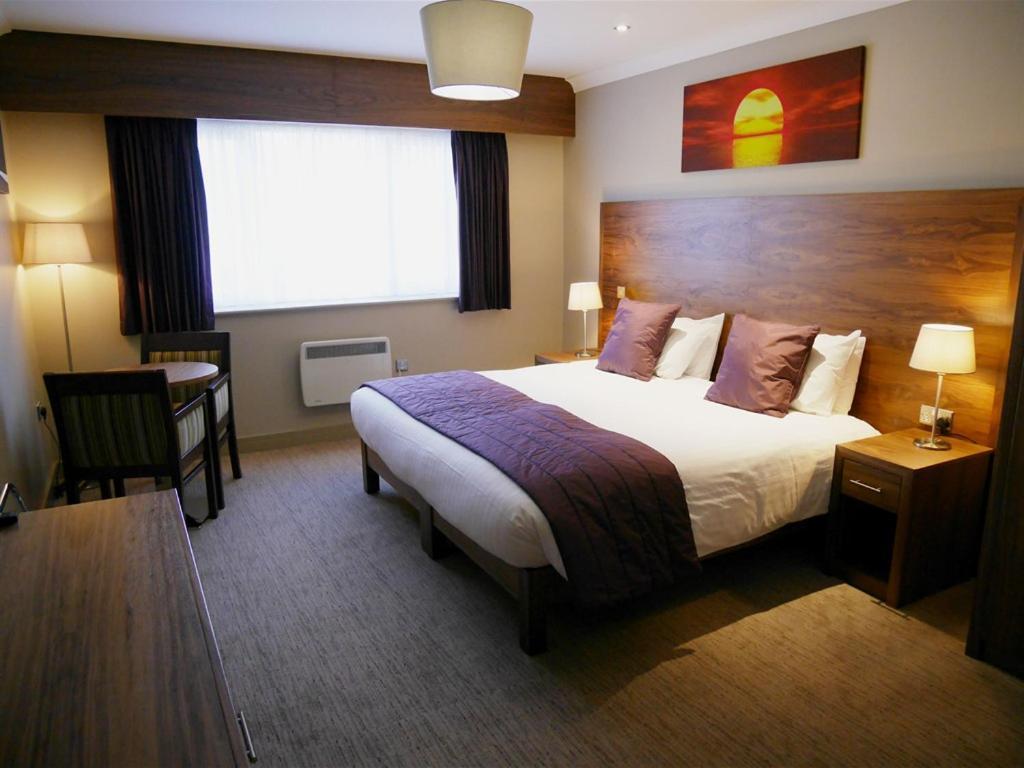 The White Hart Hotel Swindon Cameră foto